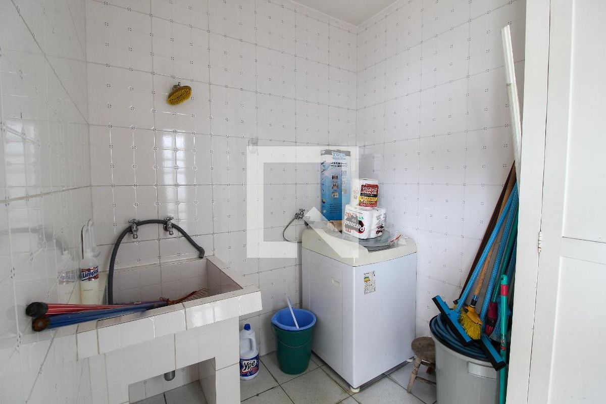 Casa, 3 quartos, 288 m² - Foto 28