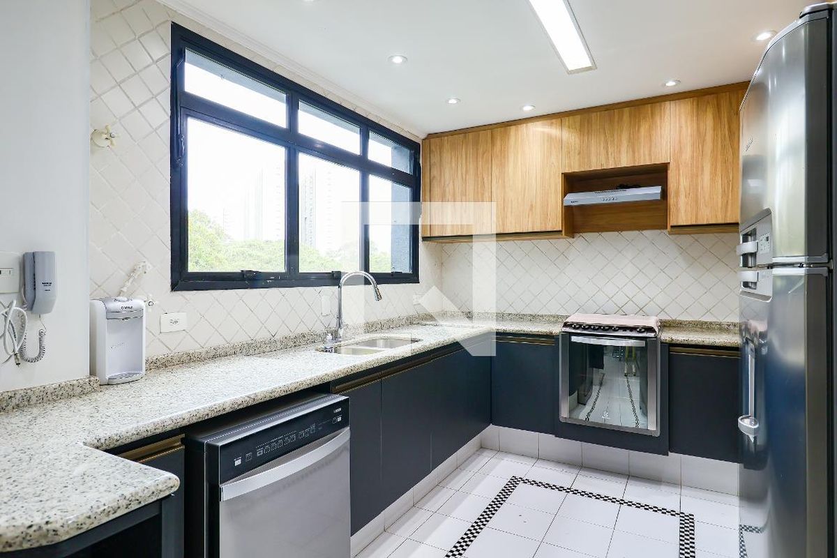 Apartamento, 3 quartos, 215 m² - Foto 42
