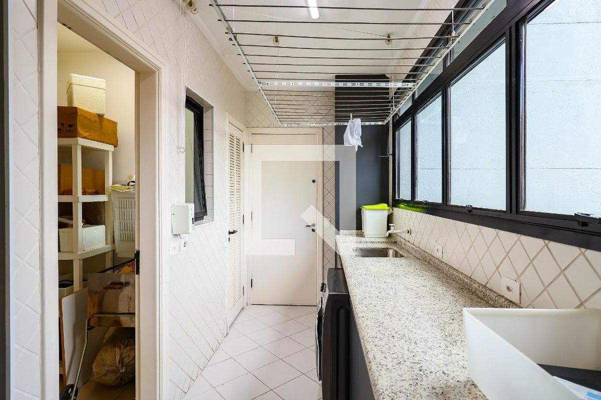 Apartamento, 3 quartos, 215 m² - Foto 45