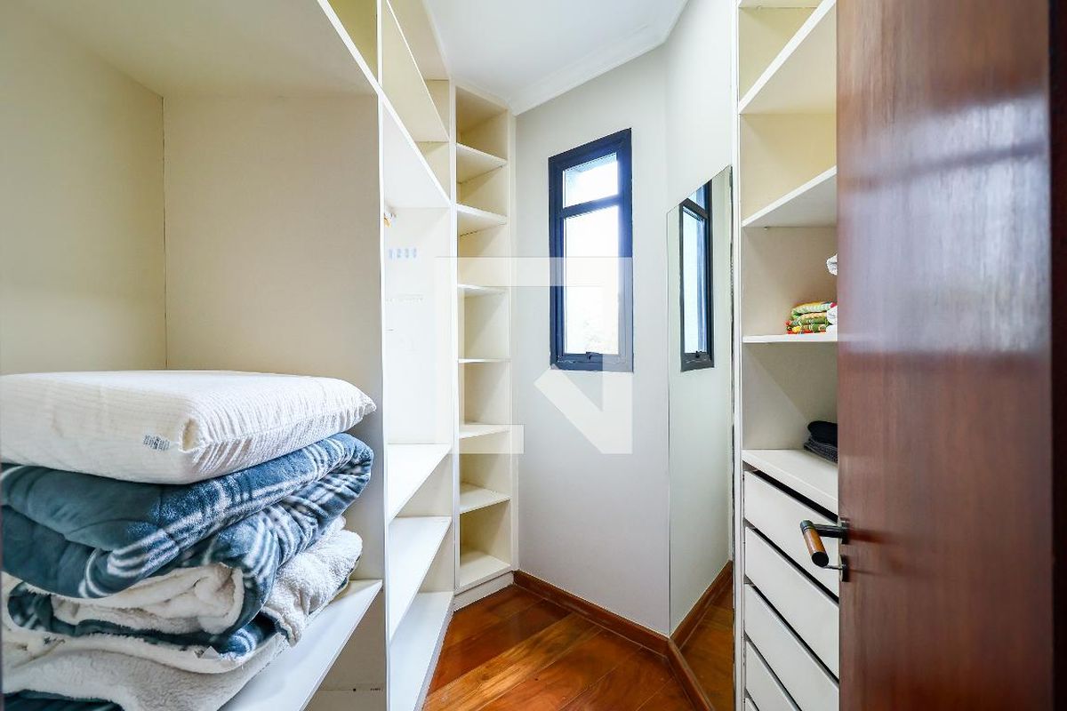 Apartamento, 3 quartos, 215 m² - Foto 13