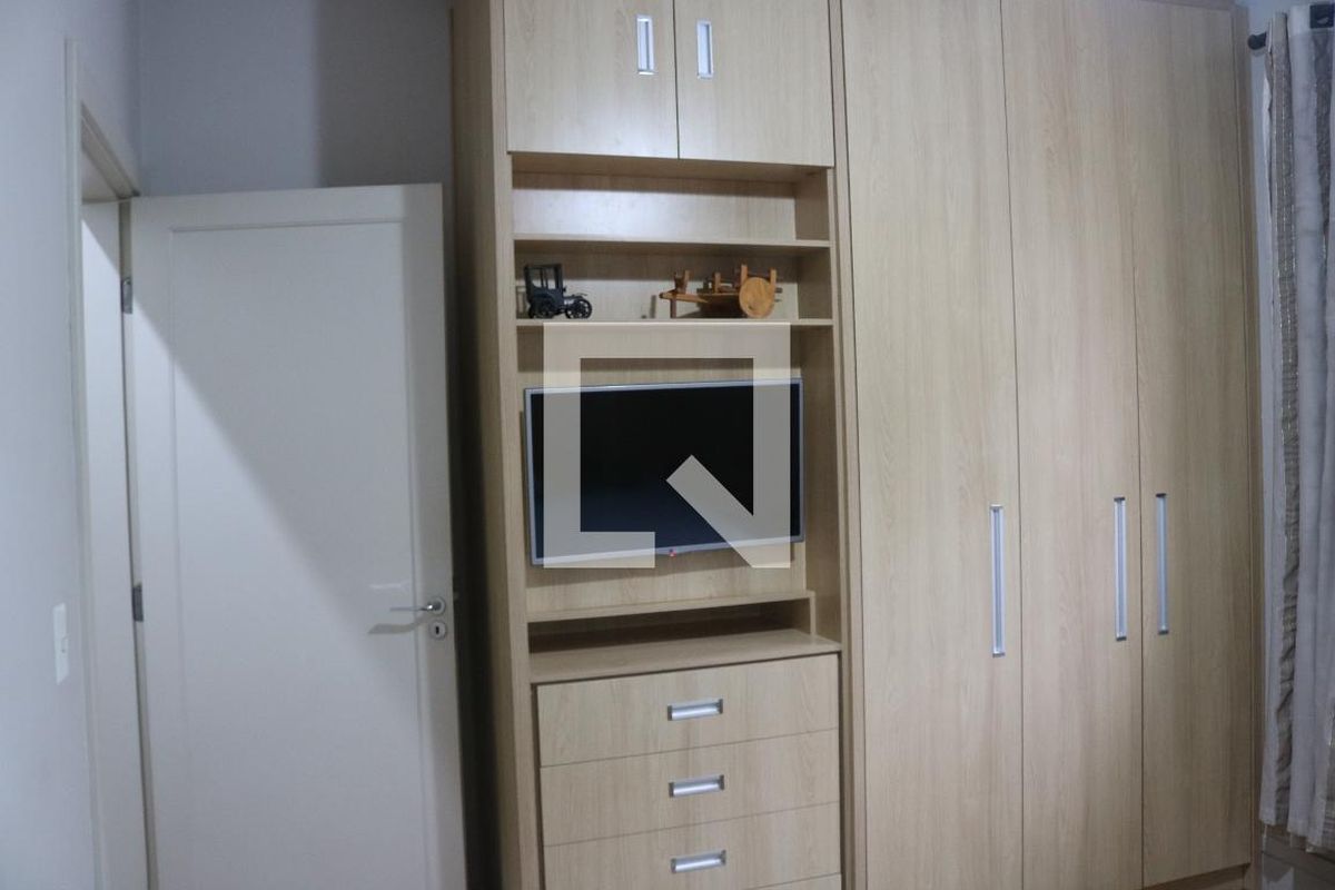 Casa, 4 quartos, 200 m² - Foto 14