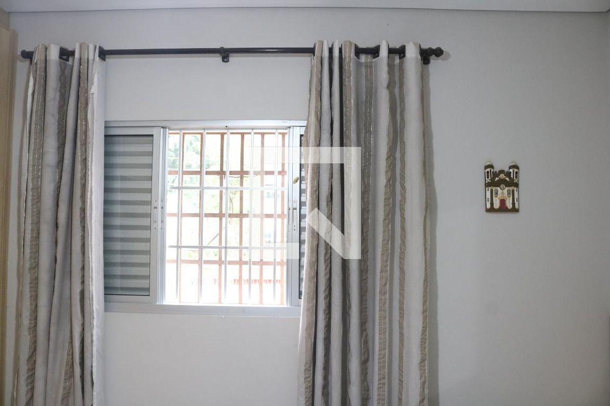 Casa, 4 quartos, 200 m² - Foto 13