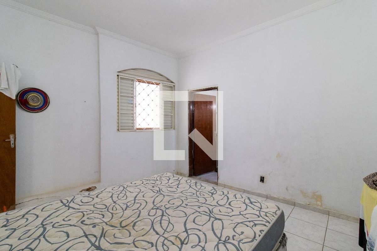 Casa à Venda - Jardim Chapadão, 4 Quartos,  300 m2 em , Campinas - sp | SoloBR