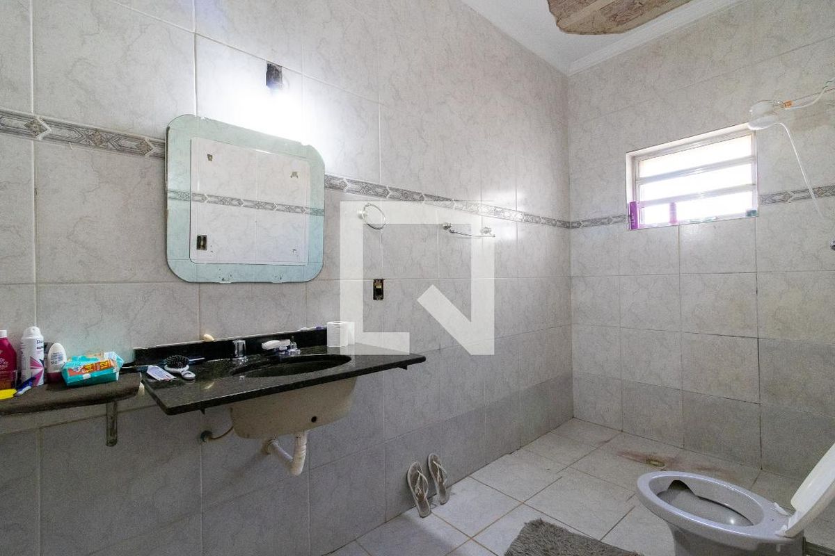 Casa à Venda - Jardim Chapadão, 4 Quartos,  300 m2 em , Campinas - sp | SoloBR