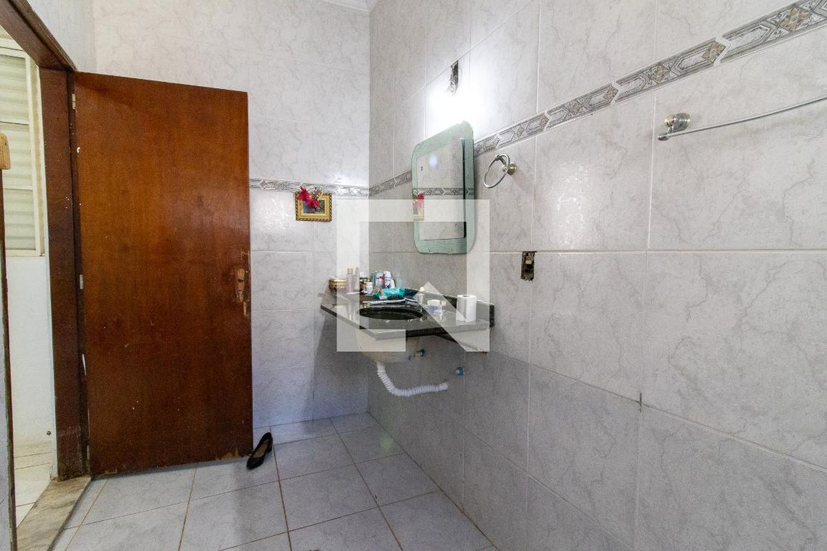 Casa à Venda - Jardim Chapadão, 4 Quartos,  300 m2 em , Campinas - sp | SoloBR