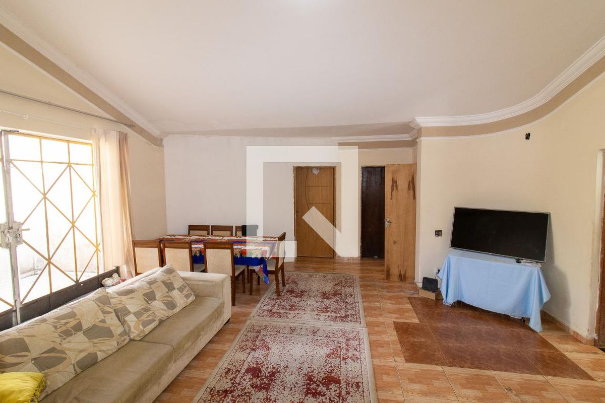 Casa à Venda - Jardim Chapadão, 4 Quartos,  300 m2 em , Campinas - sp | SoloBR