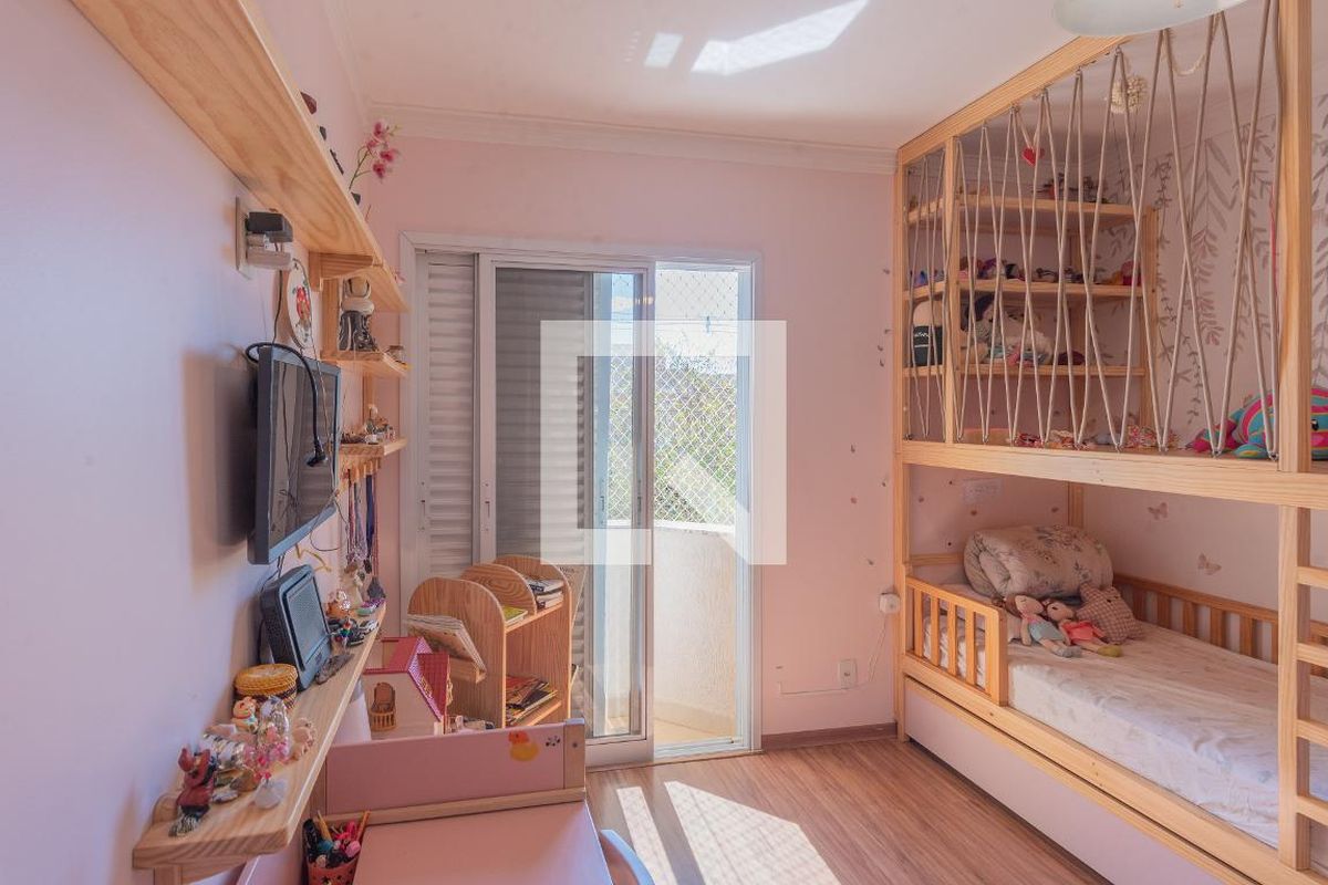Casa à Venda - Swiss Park, 3 Quartos,  242 m2 em , Campinas - sp | SoloBR