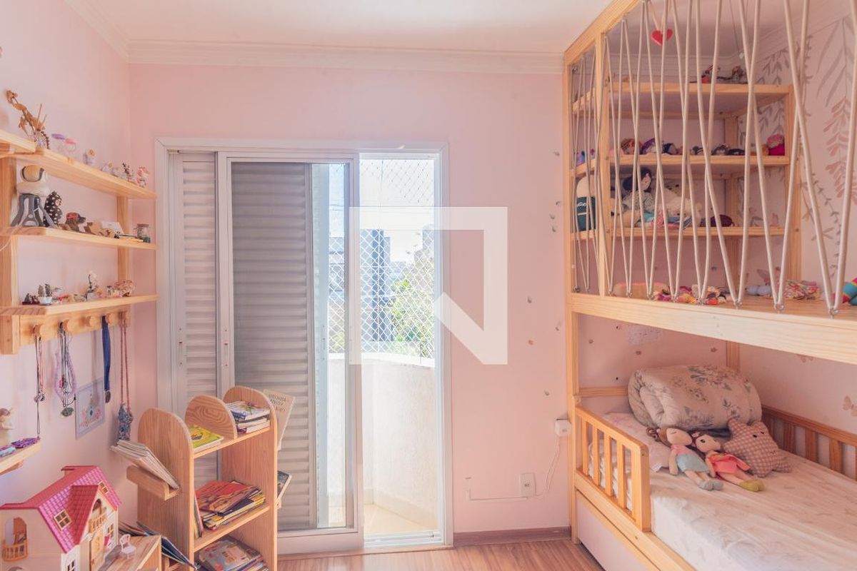 Casa à Venda - Swiss Park, 3 Quartos,  242 m2 em , Campinas - sp | SoloBR
