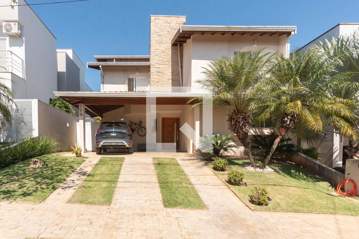 Casa à Venda - Swiss Park, 3 Quartos,  242 m2 em , Campinas - sp | SoloBR