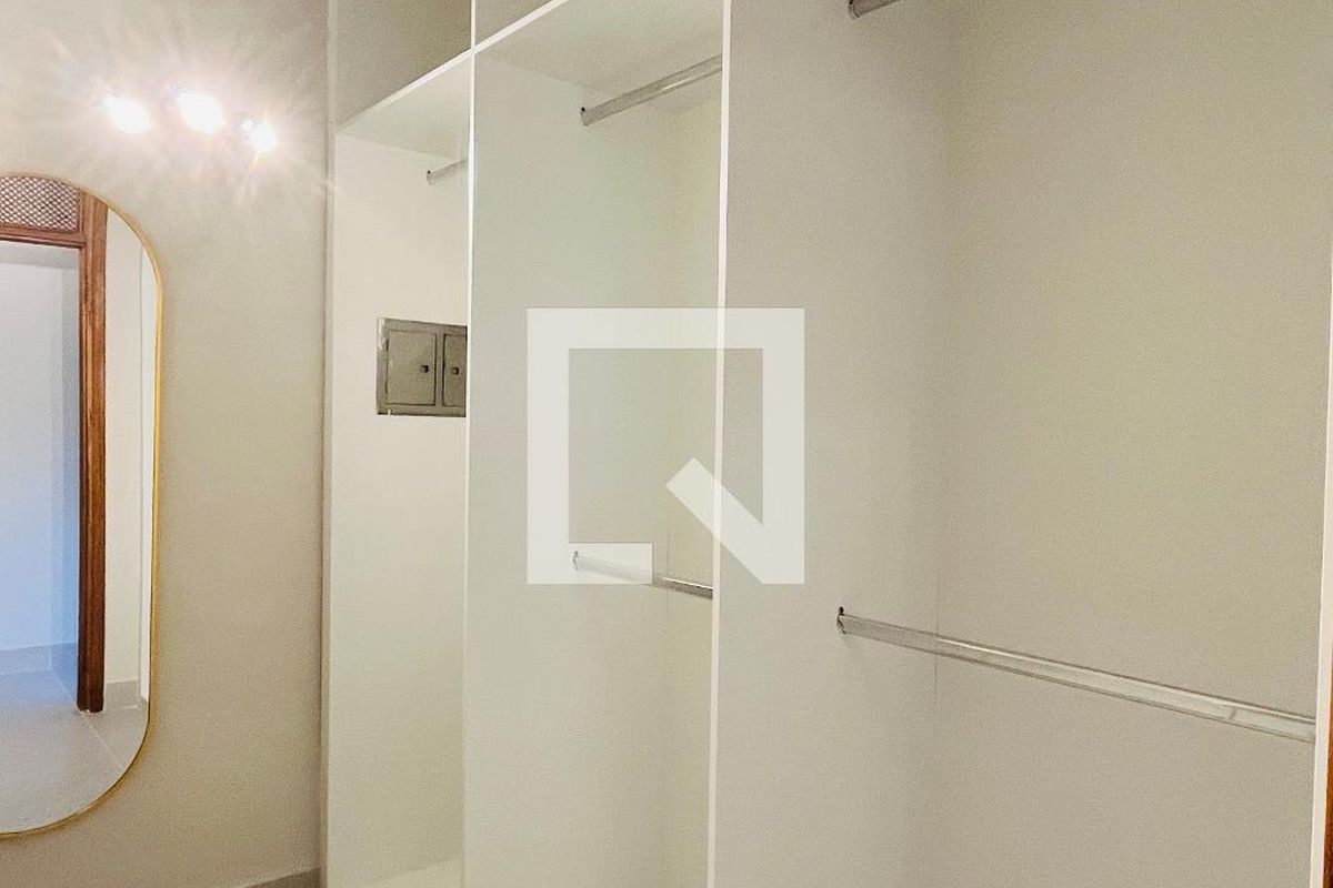Casa à Venda - Jardim Chapadão, 3 Quartos,  260 m2 em , Campinas - sp | SoloBR