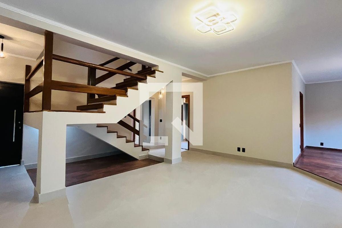 Casa à Venda - Jardim Chapadão, 3 Quartos,  260 m2 em , Campinas - sp | SoloBR