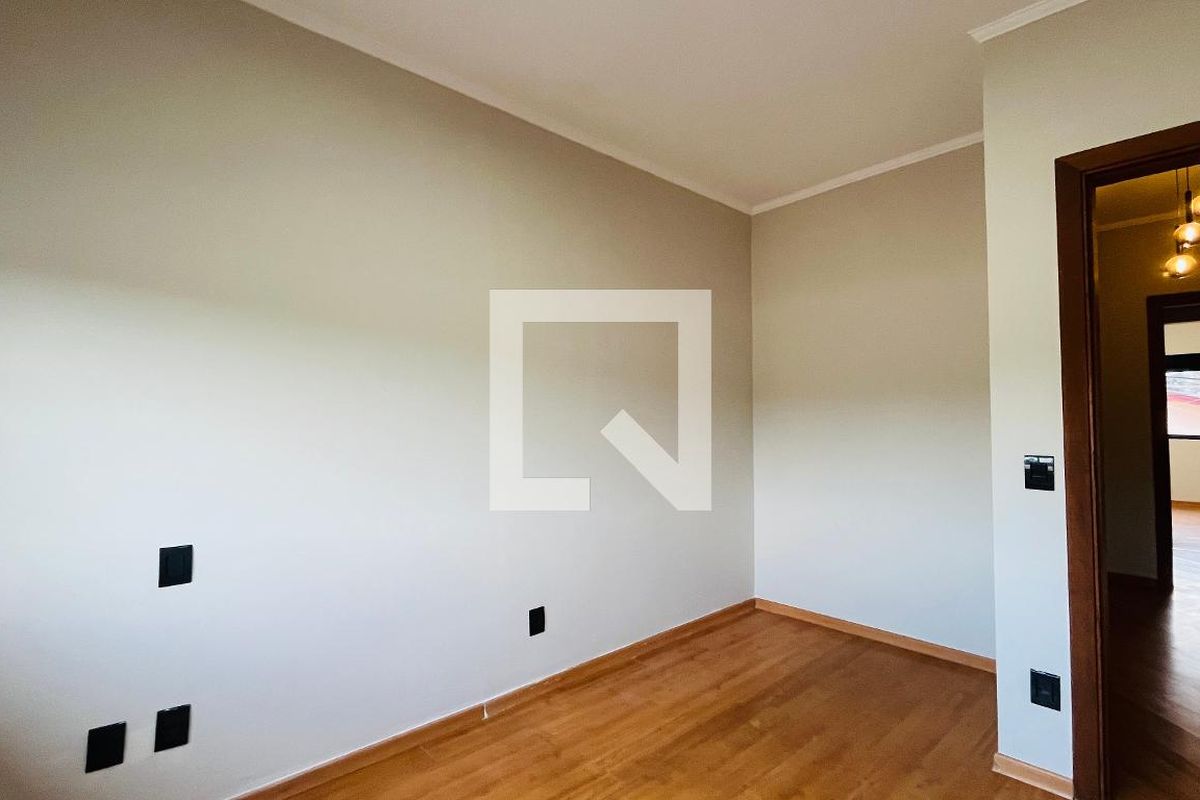 Casa à Venda - Jardim Chapadão, 3 Quartos,  260 m2 em , Campinas - sp | SoloBR