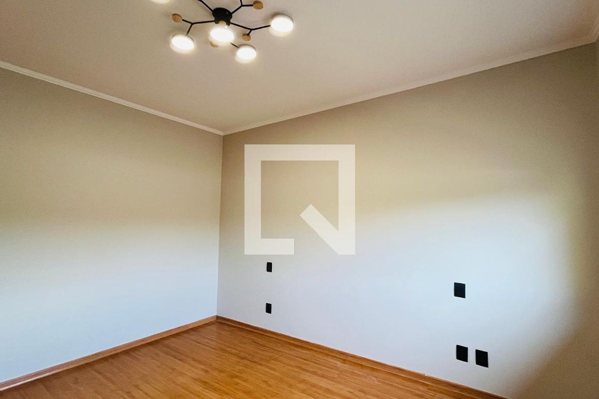 Casa à Venda - Jardim Chapadão, 3 Quartos,  260 m2 em , Campinas - sp | SoloBR