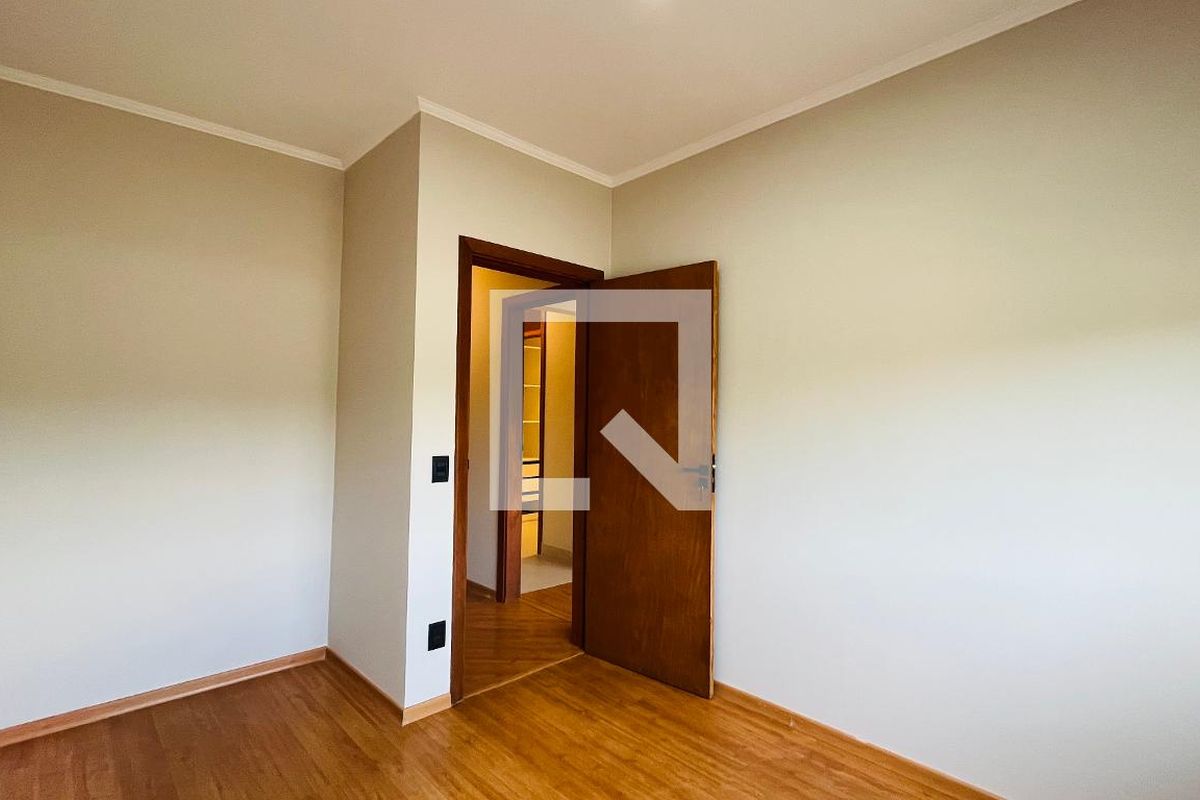 Casa à Venda - Jardim Chapadão, 3 Quartos,  260 m2 em , Campinas - sp | SoloBR