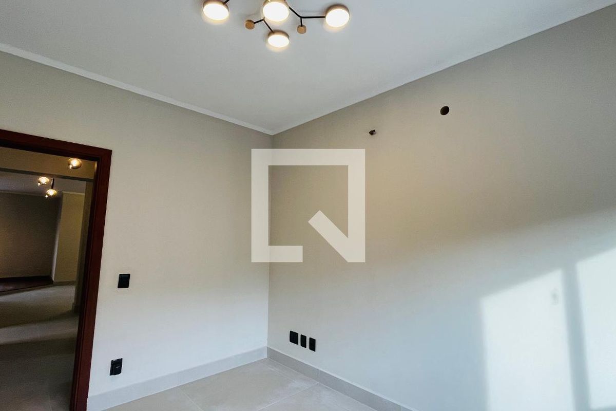 Casa à Venda - Jardim Chapadão, 3 Quartos,  260 m2 em , Campinas - sp | SoloBR