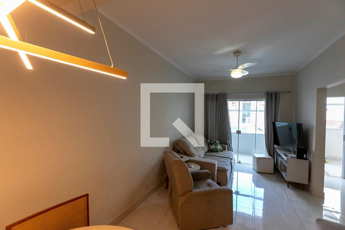 Casa à Venda - Jardim Flamboyant, 3 Quartos,  228 m2 em , Campinas - sp | SoloBR