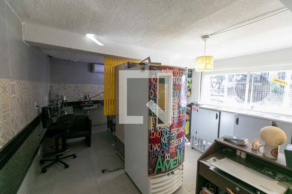 Casa à Venda - Jardim Flamboyant, 3 Quartos,  228 m2 em , Campinas - sp | SoloBR