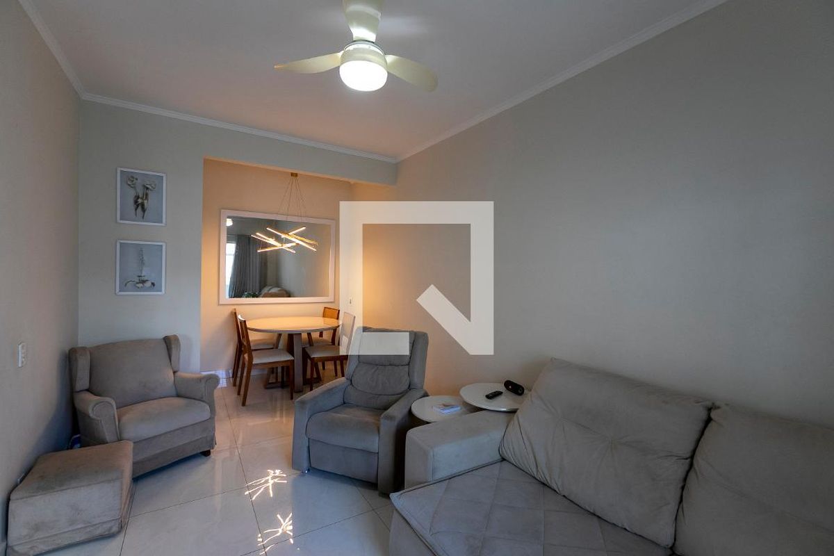 Casa à Venda - Jardim Flamboyant, 3 Quartos,  228 m2 em , Campinas - sp | SoloBR