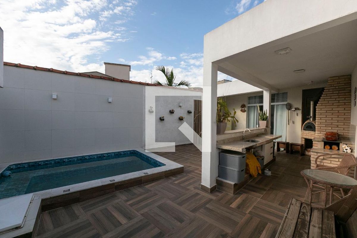 Casa à Venda - Jardim Flamboyant, 3 Quartos,  228 m2 em , Campinas - sp | SoloBR