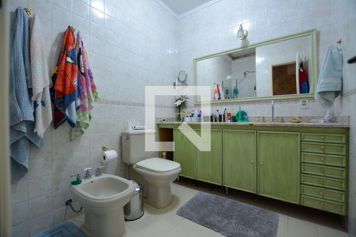 Casa, 3 quartos, 236 m² - Foto 34