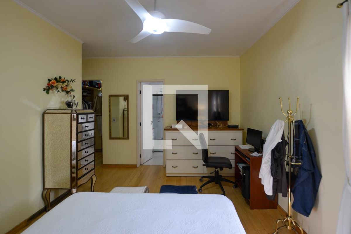 Casa, 3 quartos, 236 m² - Foto 27