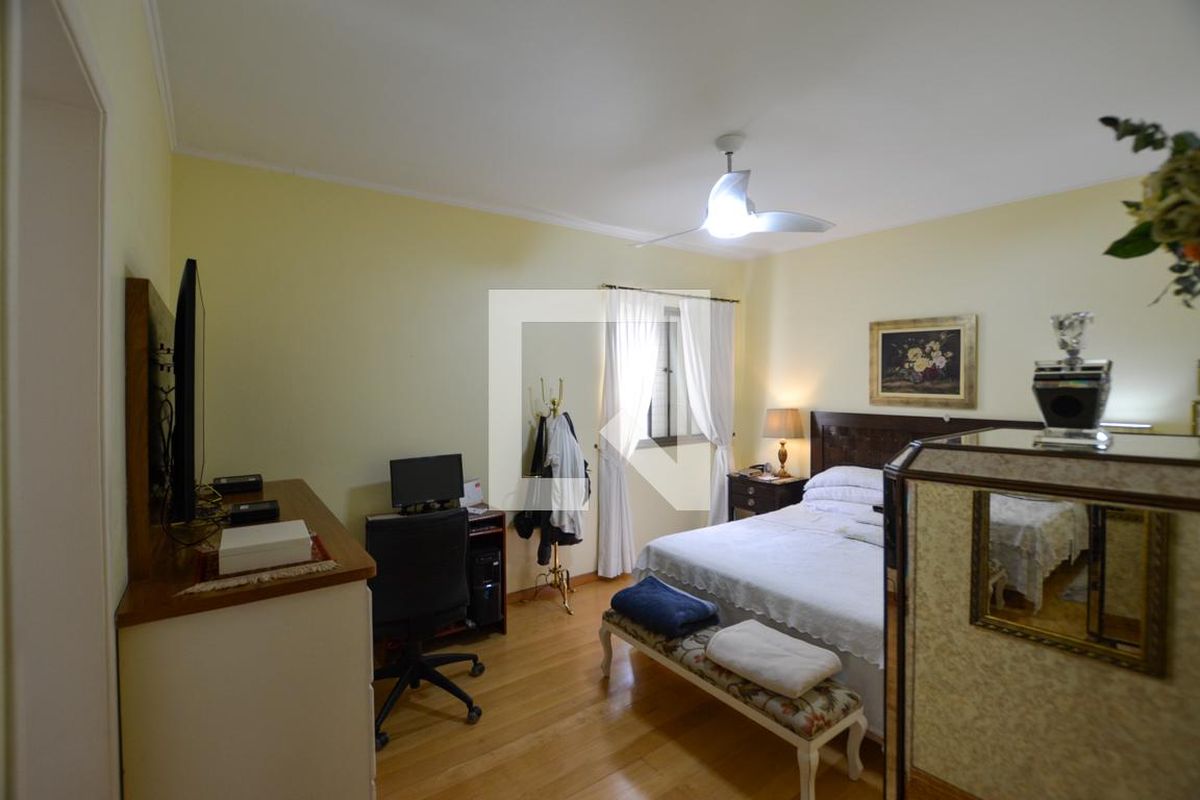 Casa, 3 quartos, 236 m² - Foto 23