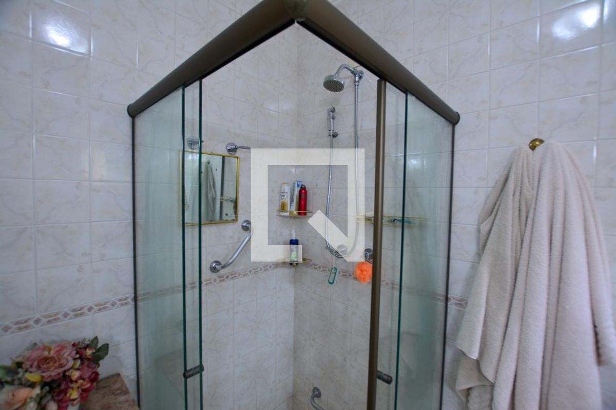 Casa, 3 quartos, 236 m² - Foto 32