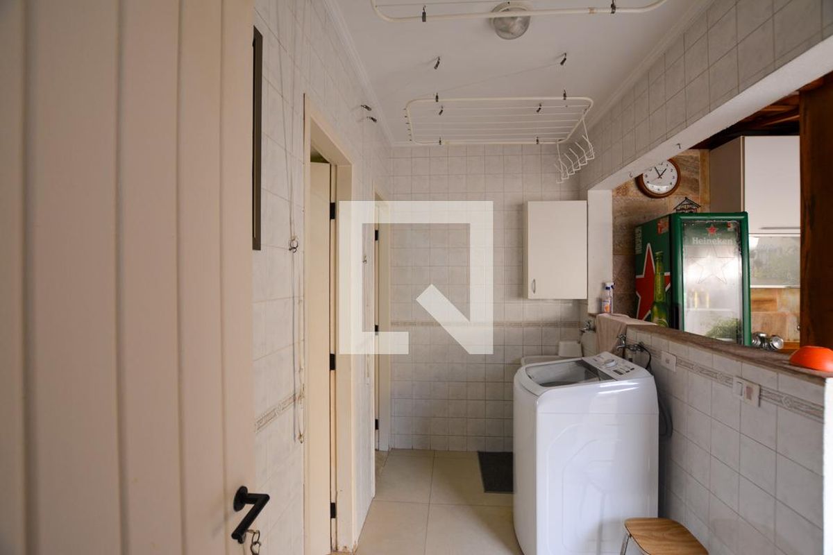 Casa, 3 quartos, 236 m² - Foto 46