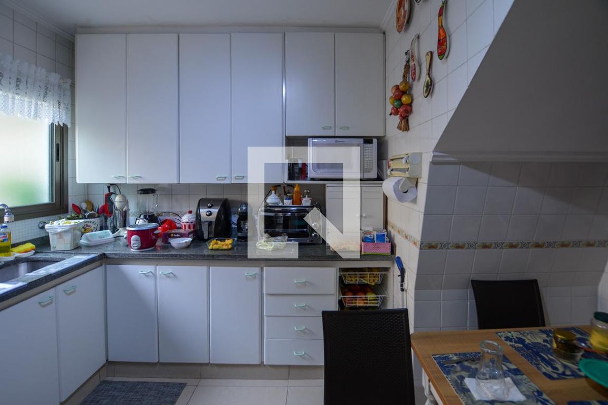 Casa, 3 quartos, 236 m² - Foto 41