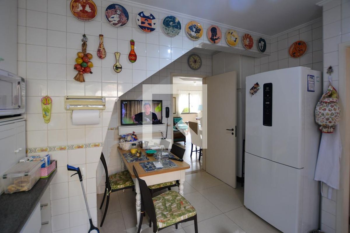 Casa, 3 quartos, 236 m² - Foto 44
