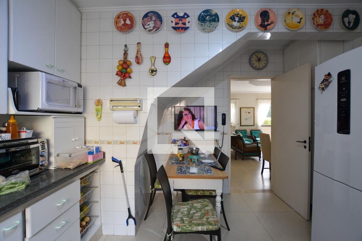 Casa, 3 quartos, 236 m² - Foto 43
