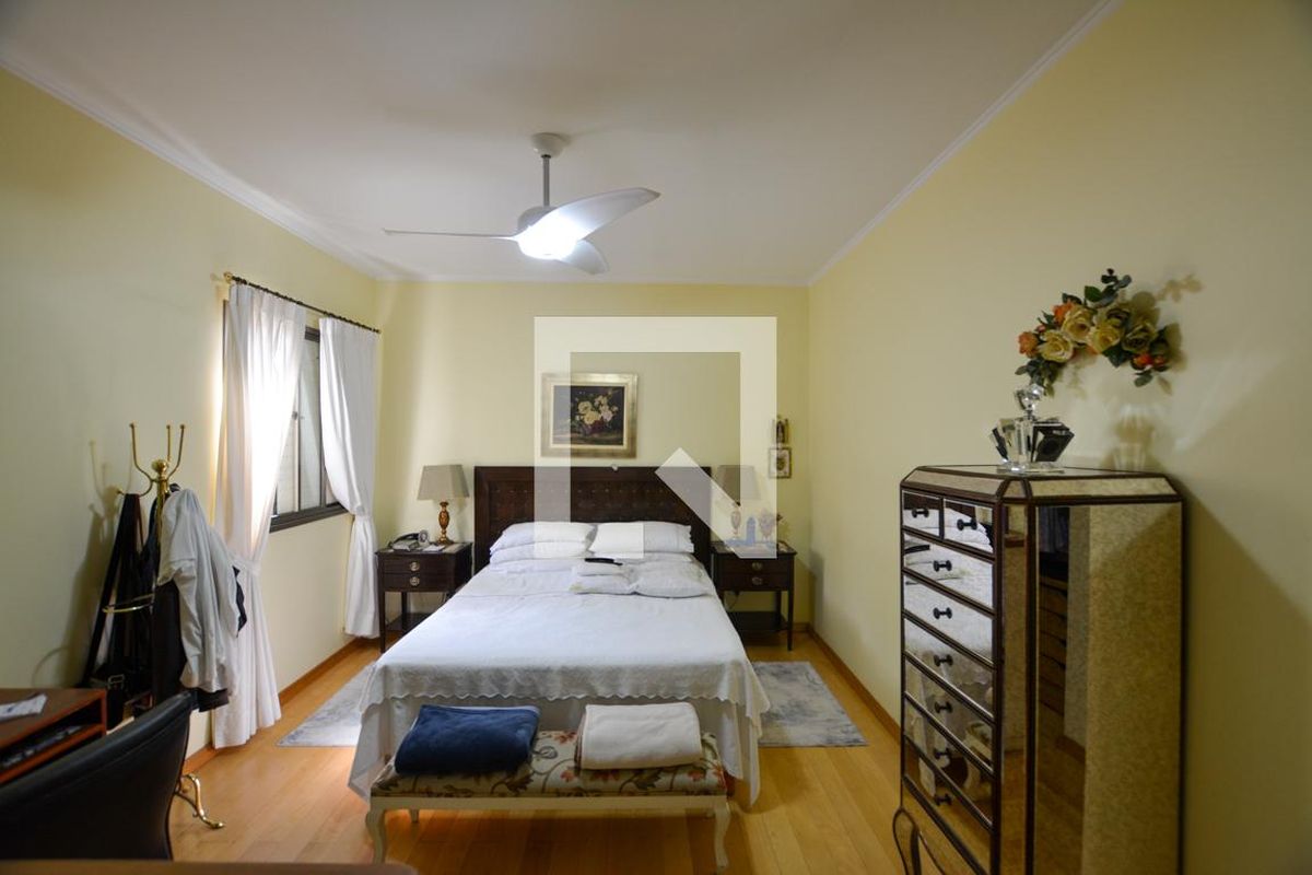Casa, 3 quartos, 236 m² - Foto 33