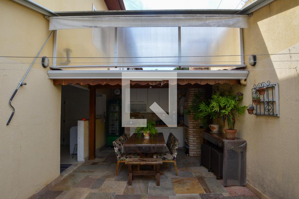 Casa, 3 quartos, 236 m² - Foto 55