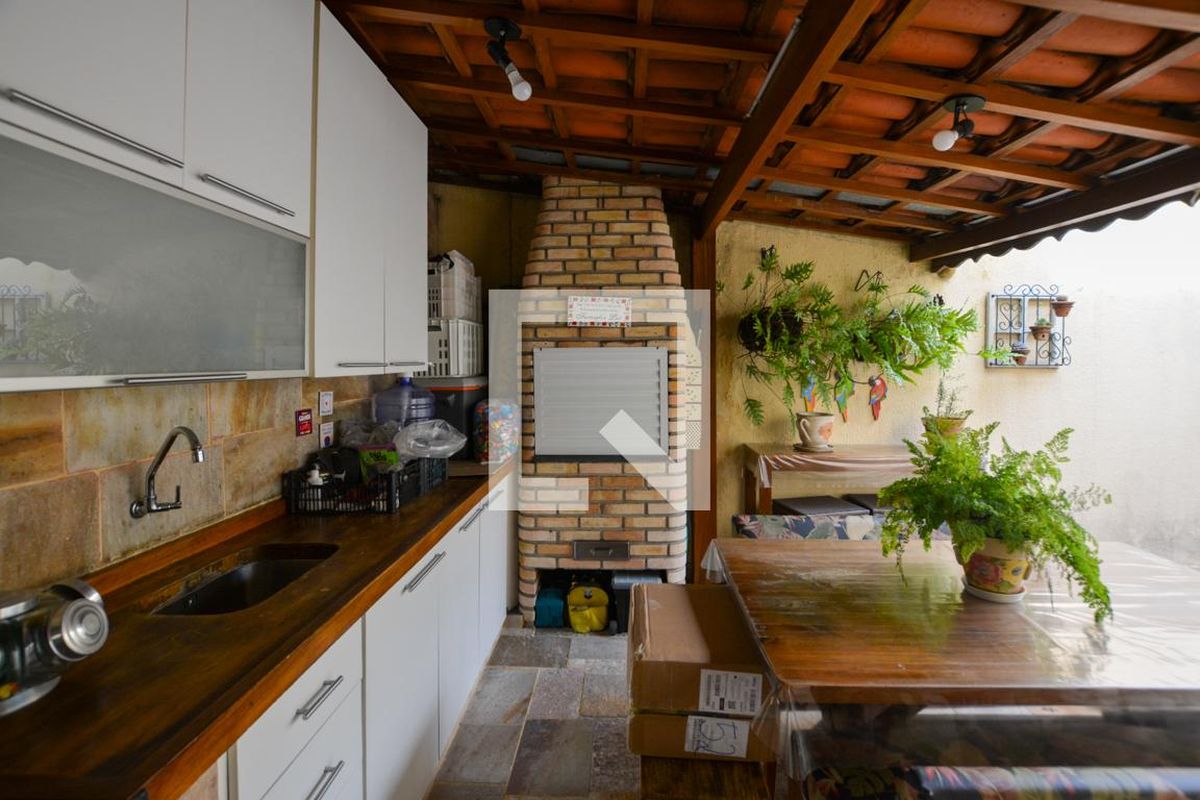 Casa, 3 quartos, 236 m² - Foto 57