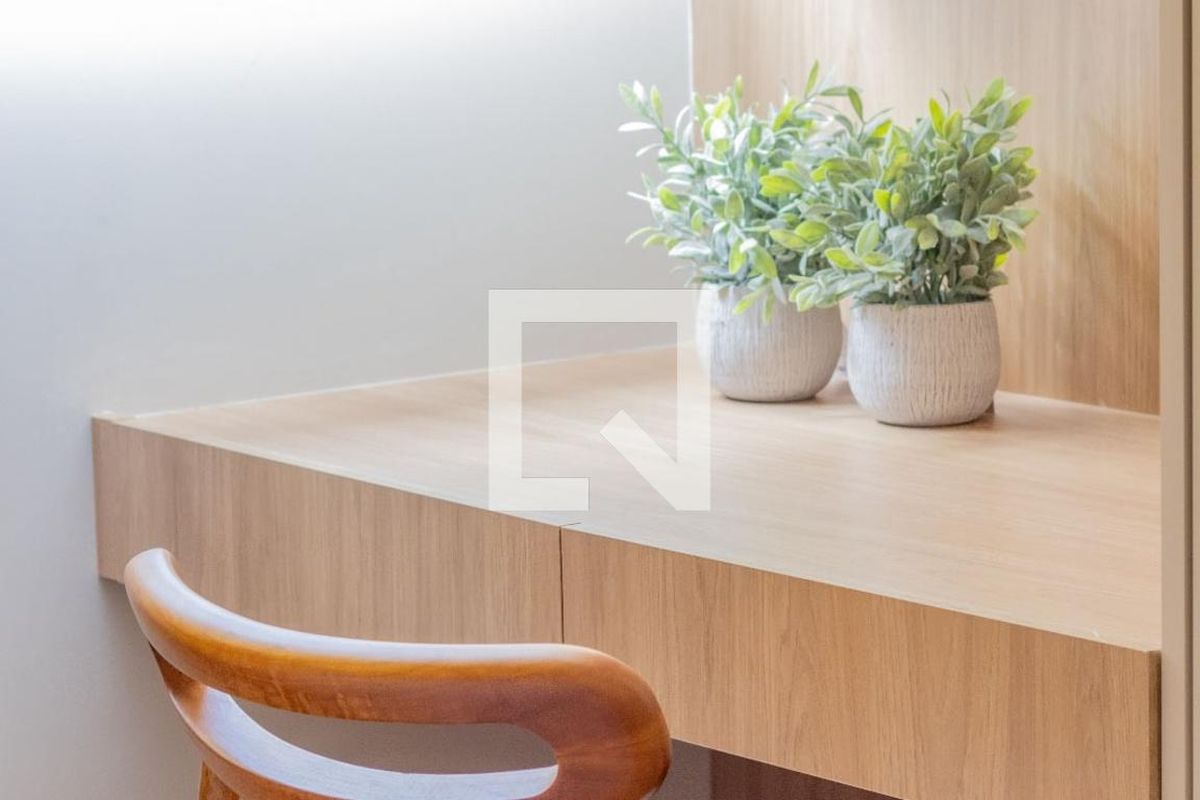 Apartamento à Venda - Cambuí, 2 Quartos,  77 m2 em , Campinas - sp | SoloBR