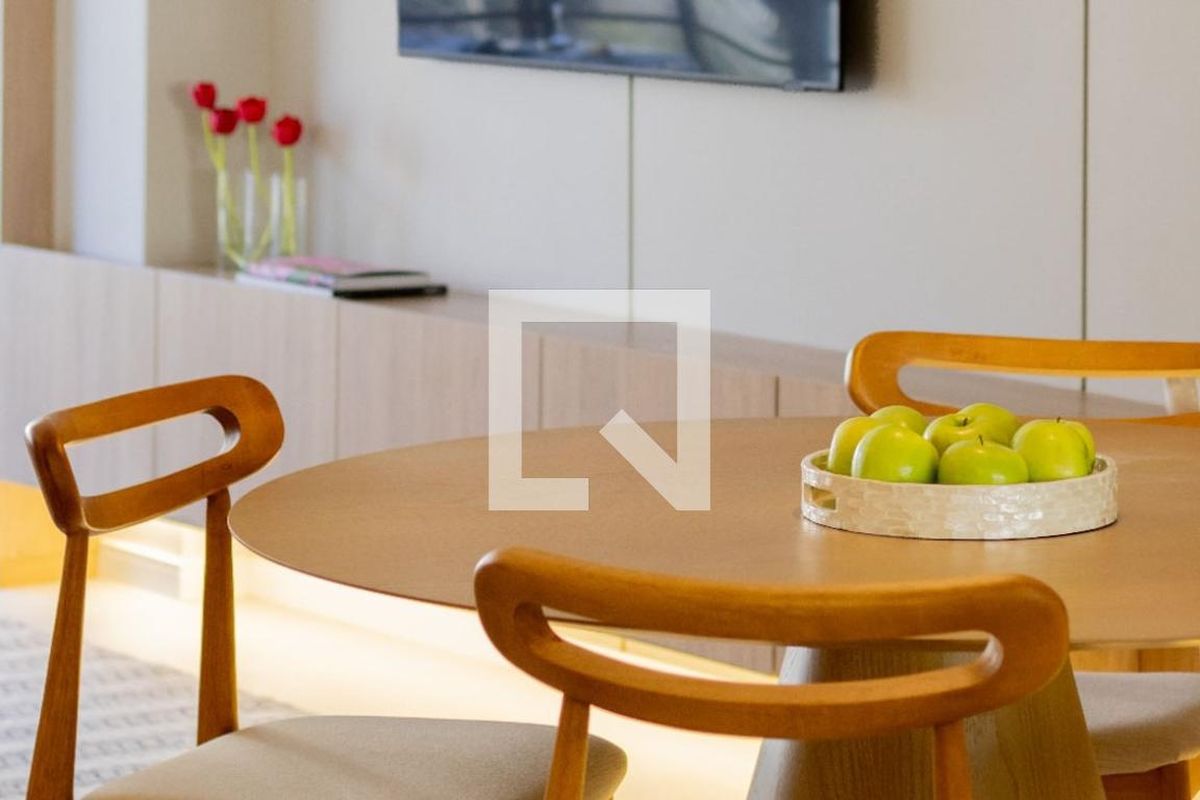Apartamento à Venda - Cambuí, 2 Quartos,  77 m2 em , Campinas - sp | SoloBR