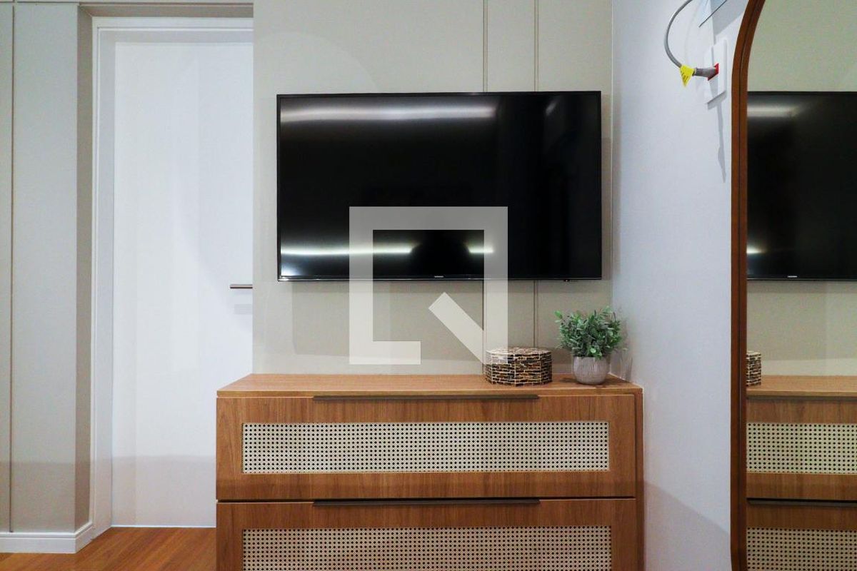 Apartamento à Venda - Cambuí, 2 Quartos,  77 m2 em , Campinas - sp | SoloBR