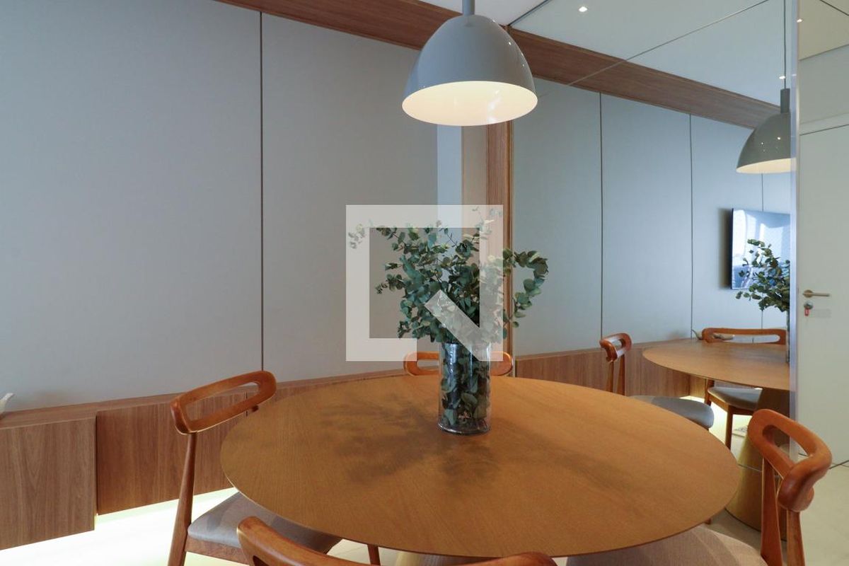 Apartamento à Venda - Cambuí, 2 Quartos,  77 m2 em , Campinas - sp | SoloBR