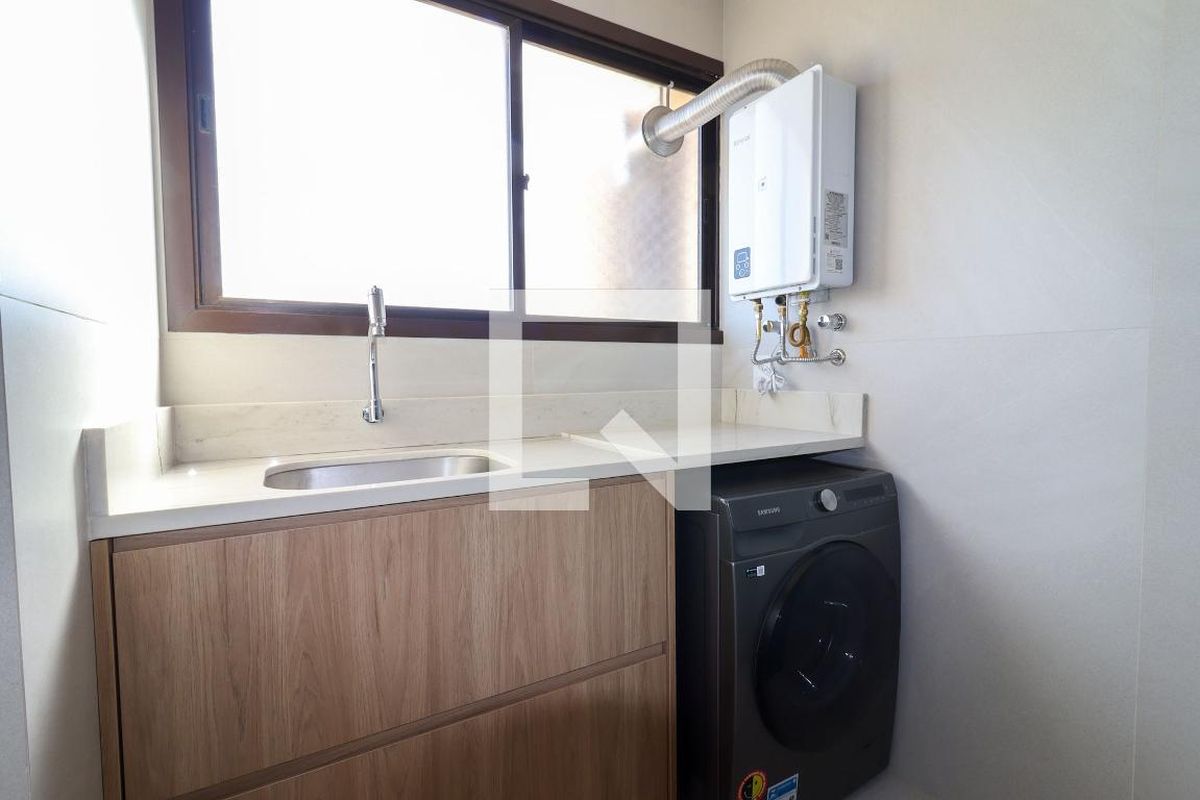 Apartamento à Venda - Cambuí, 2 Quartos,  77 m2 em , Campinas - sp | SoloBR