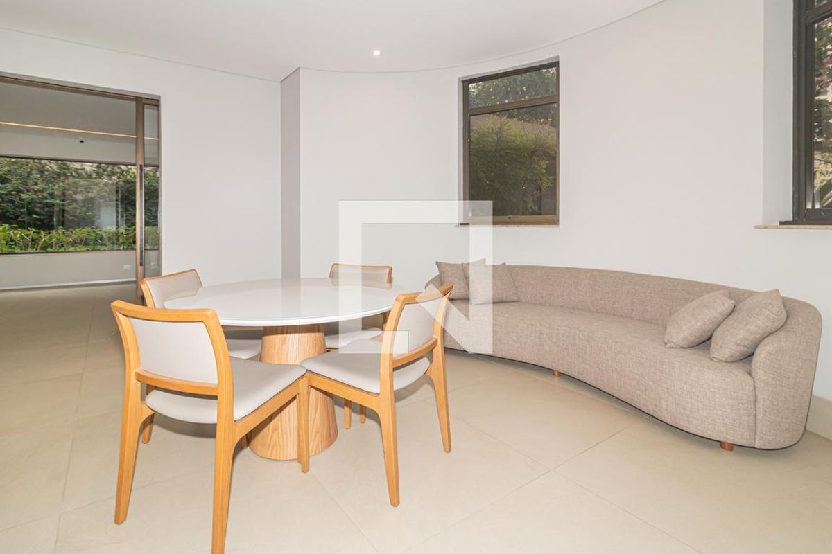 Apartamento, 3 quartos, 267 m² - Foto 98