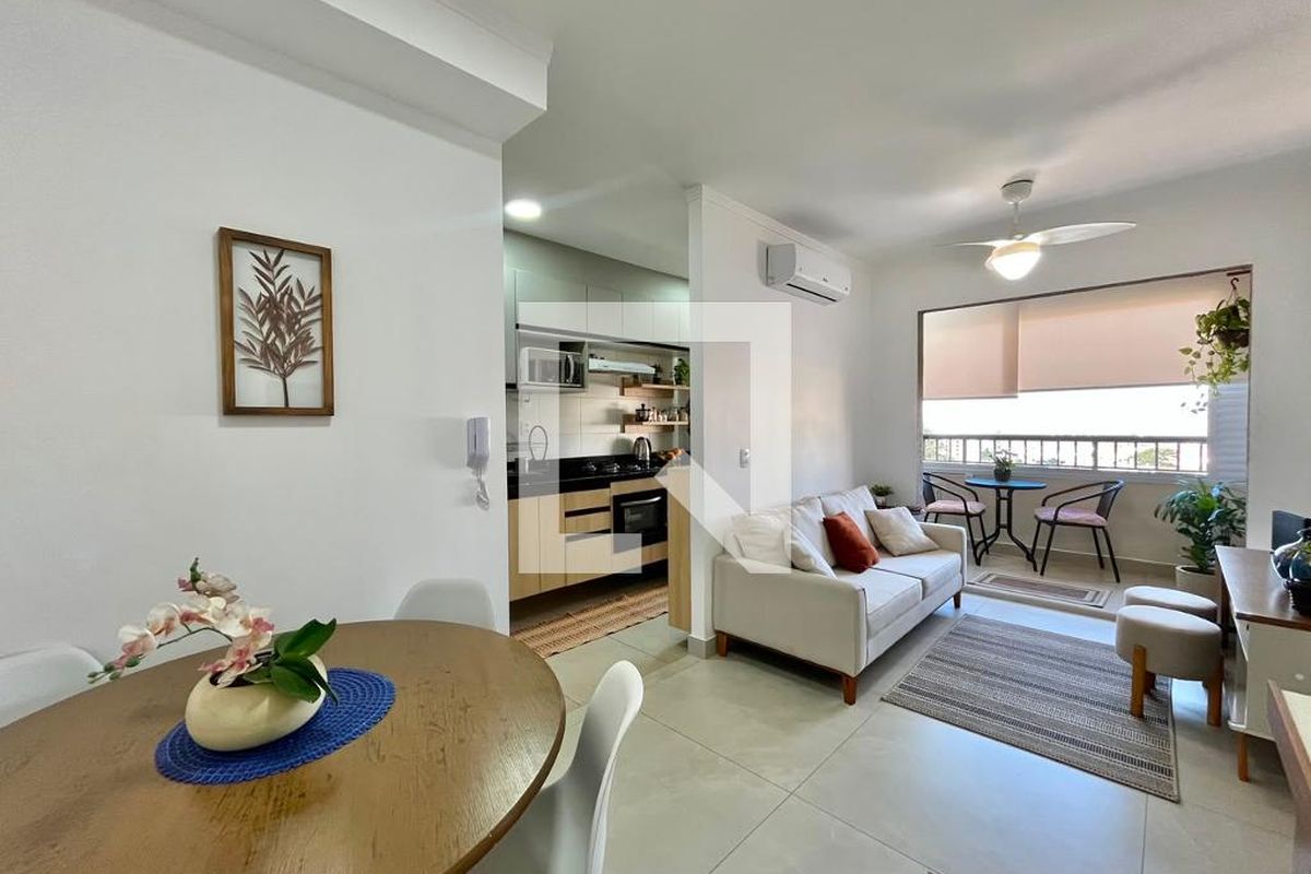 Apartamento à Venda - Mansões Santo Antônio, 2 Quartos,  57 m2 em , Campinas - sp | SoloBR