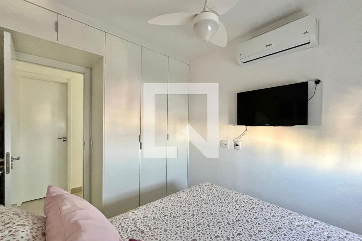 Apartamento à Venda - Mansões Santo Antônio, 2 Quartos,  57 m2 em , Campinas - sp | SoloBR