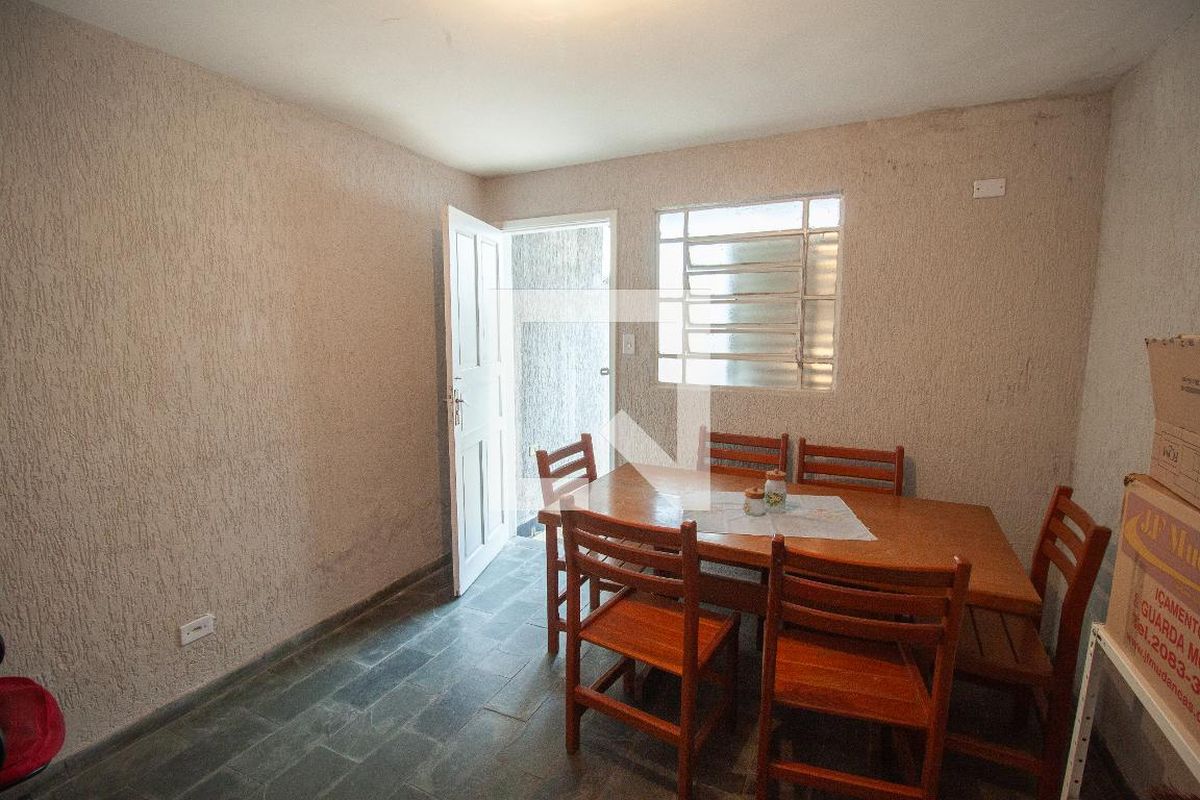 Casa, 2 quartos, 200 m² - Foto 34