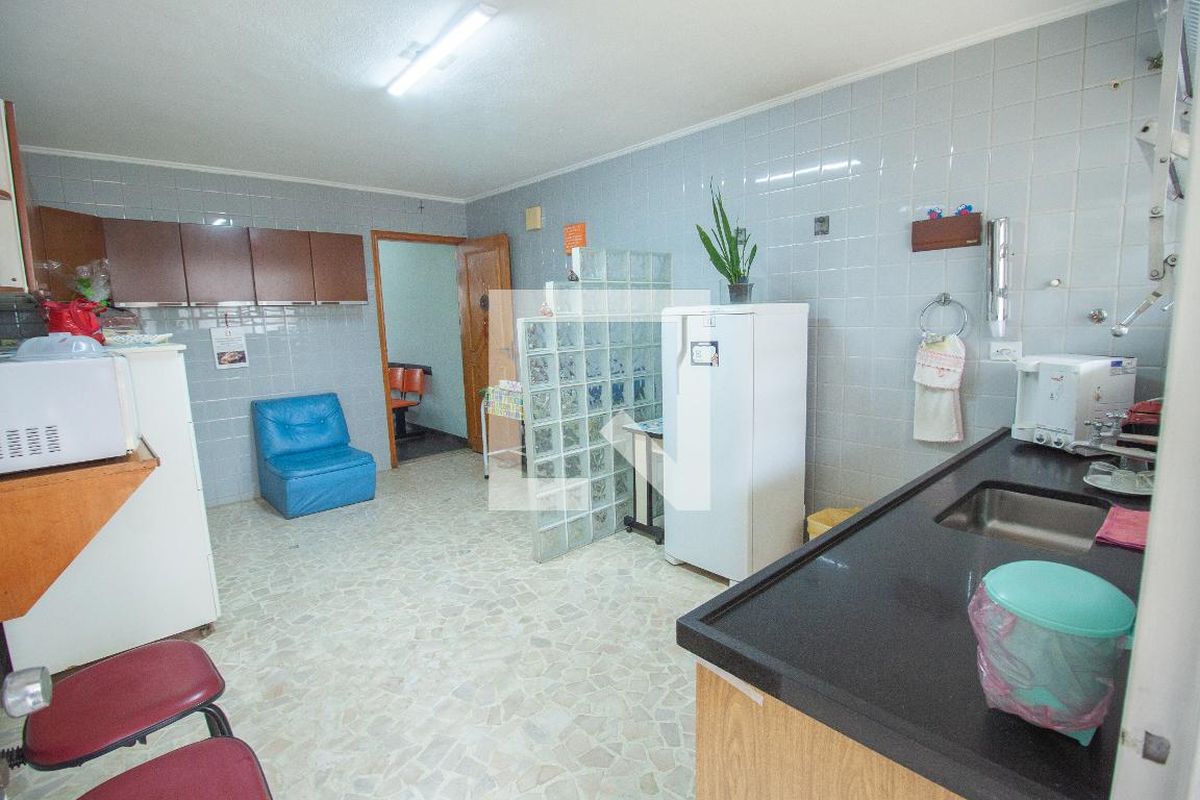 Casa, 2 quartos, 200 m² - Foto 23