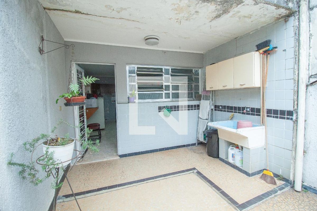 Casa, 2 quartos, 200 m² - Foto 28
