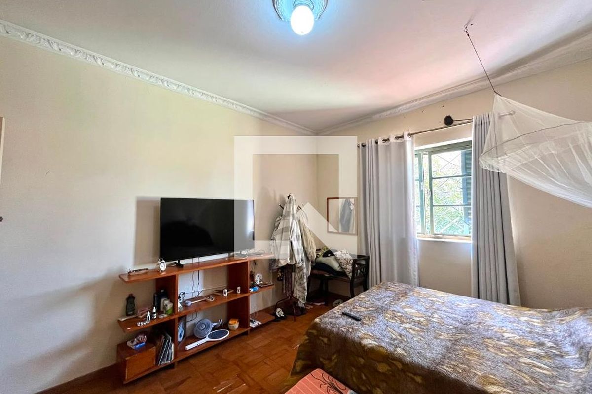 Casa à Venda - Taquaral, 3 Quartos,  448 m2 em , Campinas - sp | SoloBR