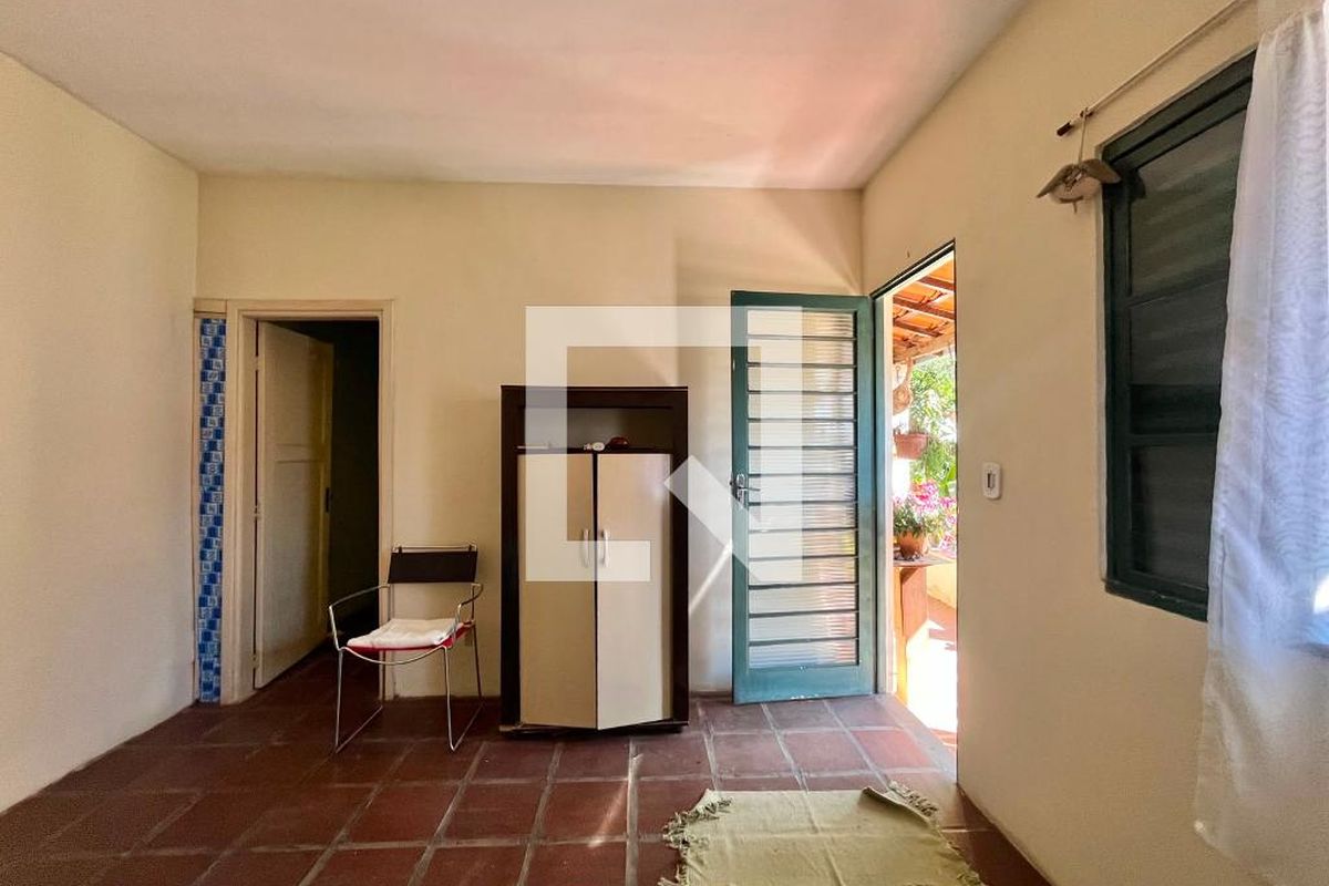 Casa à Venda - Taquaral, 3 Quartos,  448 m2 em , Campinas - sp | SoloBR