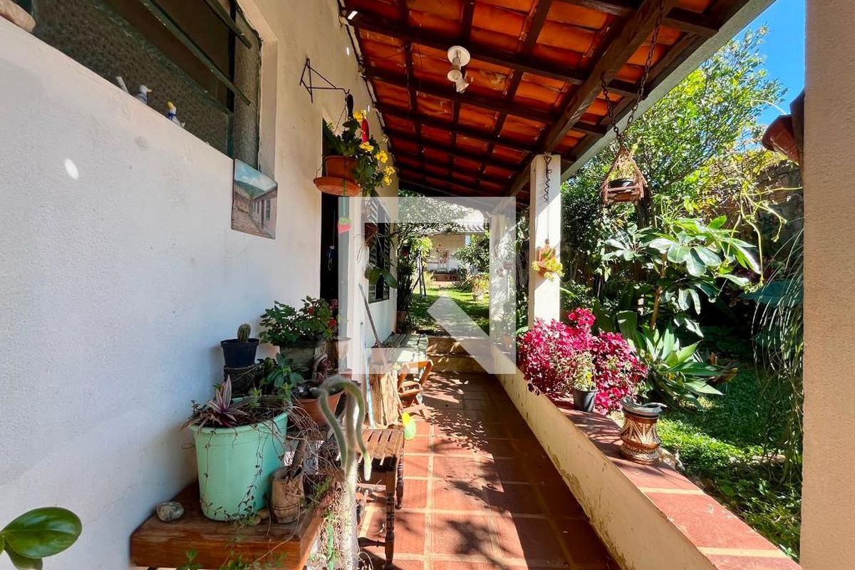 Casa à Venda - Taquaral, 3 Quartos,  448 m2 em , Campinas - sp | SoloBR