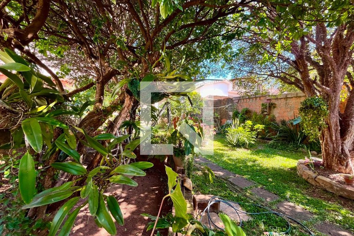Casa à Venda - Taquaral, 3 Quartos,  448 m2 em , Campinas - sp | SoloBR