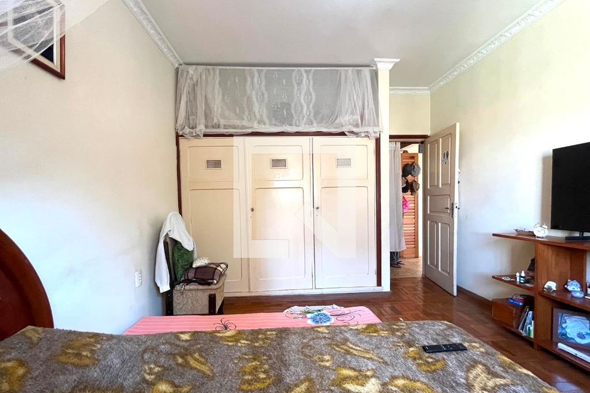 Casa à Venda - Taquaral, 3 Quartos,  448 m2 em , Campinas - sp | SoloBR